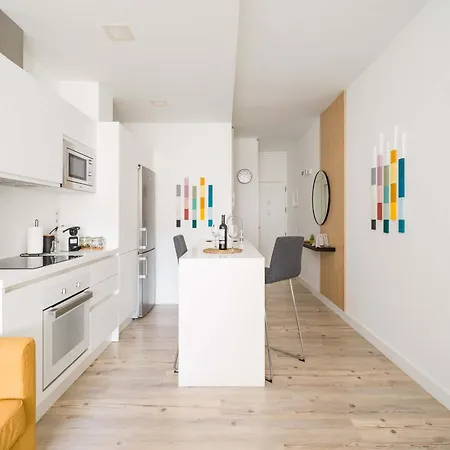 Fantastico Estudio Con Ascensor Playa De Canteras Bt3c 라스팔마스