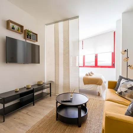 Fantastico Estudio Con Ascensor Playa De Canteras Bt3c 아파트 라스팔마스